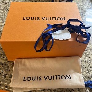 LV shoe box with dust bag, ribbon , and tag